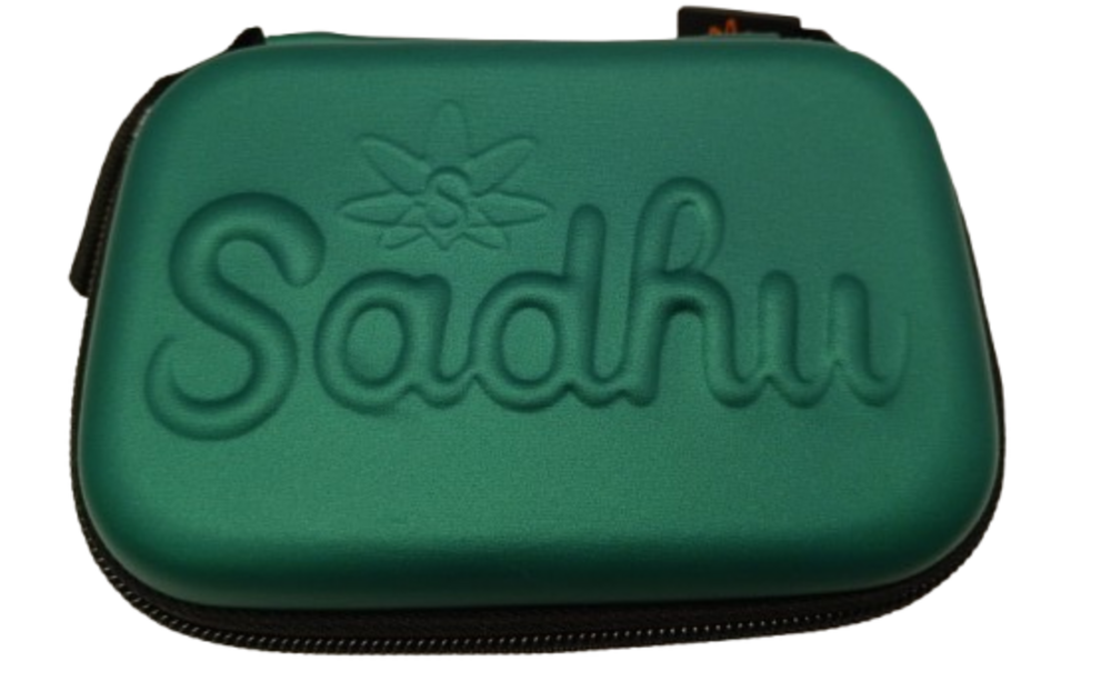 CASE SADHU PEQUENO 12